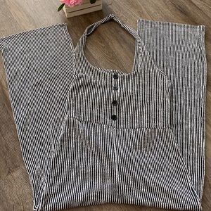 Jumpsuit size Medium black and white